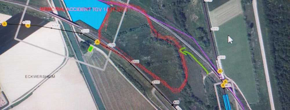 Délimitation occupation entourée en rouge avec accès