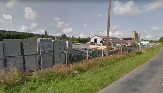 Terrain nu avec autorisation de construire - NOUES DE SIENNE