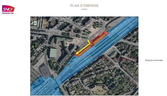 Vue aérienne d'un entrepôt à louer à Arras